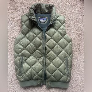 Patagonia Green Quilted Vest